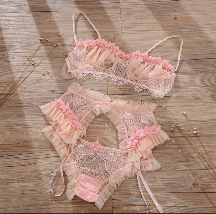 Blossom Lace Vintage Lingerie Set