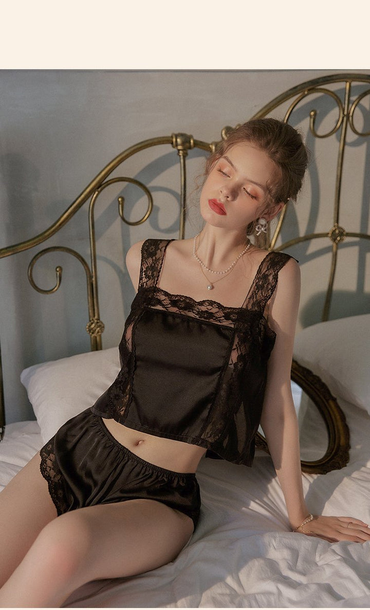Vintage Lace Dream Nightwear