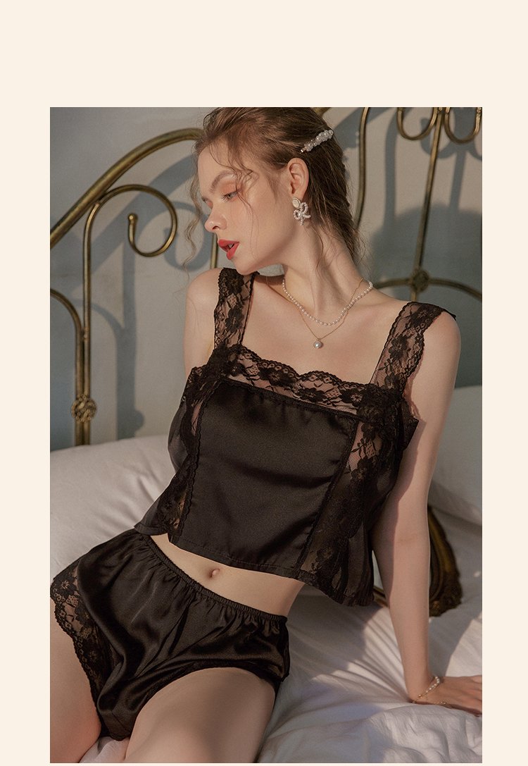 Vintage Lace Dream Nightwear