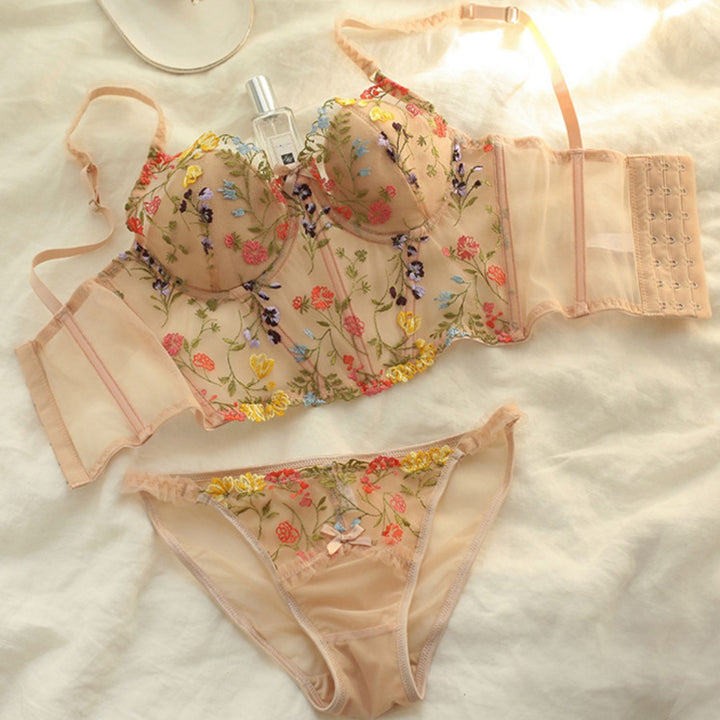 Floral Embroidered Lace Set