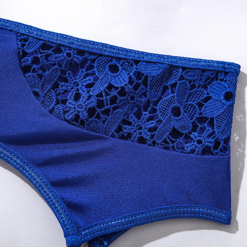 Blue lace and fabric hipster panties featuring floral lace detailing, designed for comfort and style in women's lingerie collections. Ideal for everyday wear or special occasions,