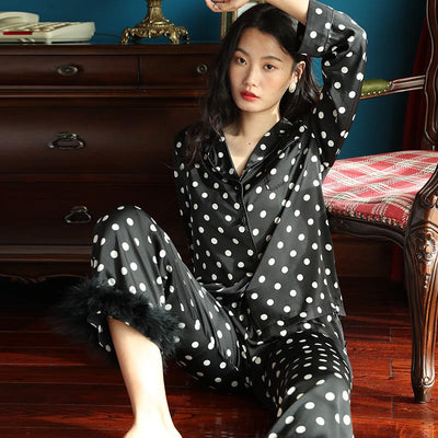Pyjama Black & White Dots
