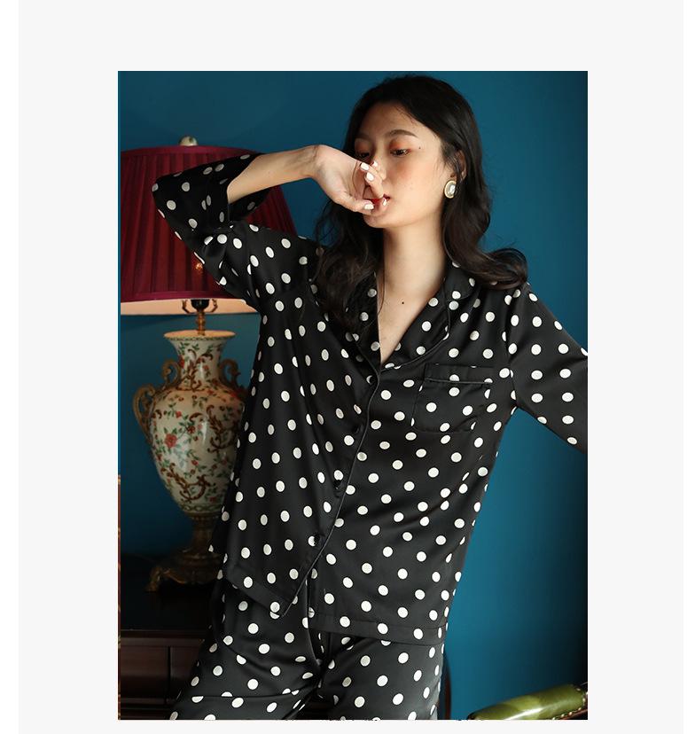 Pyjama Black & White Dots